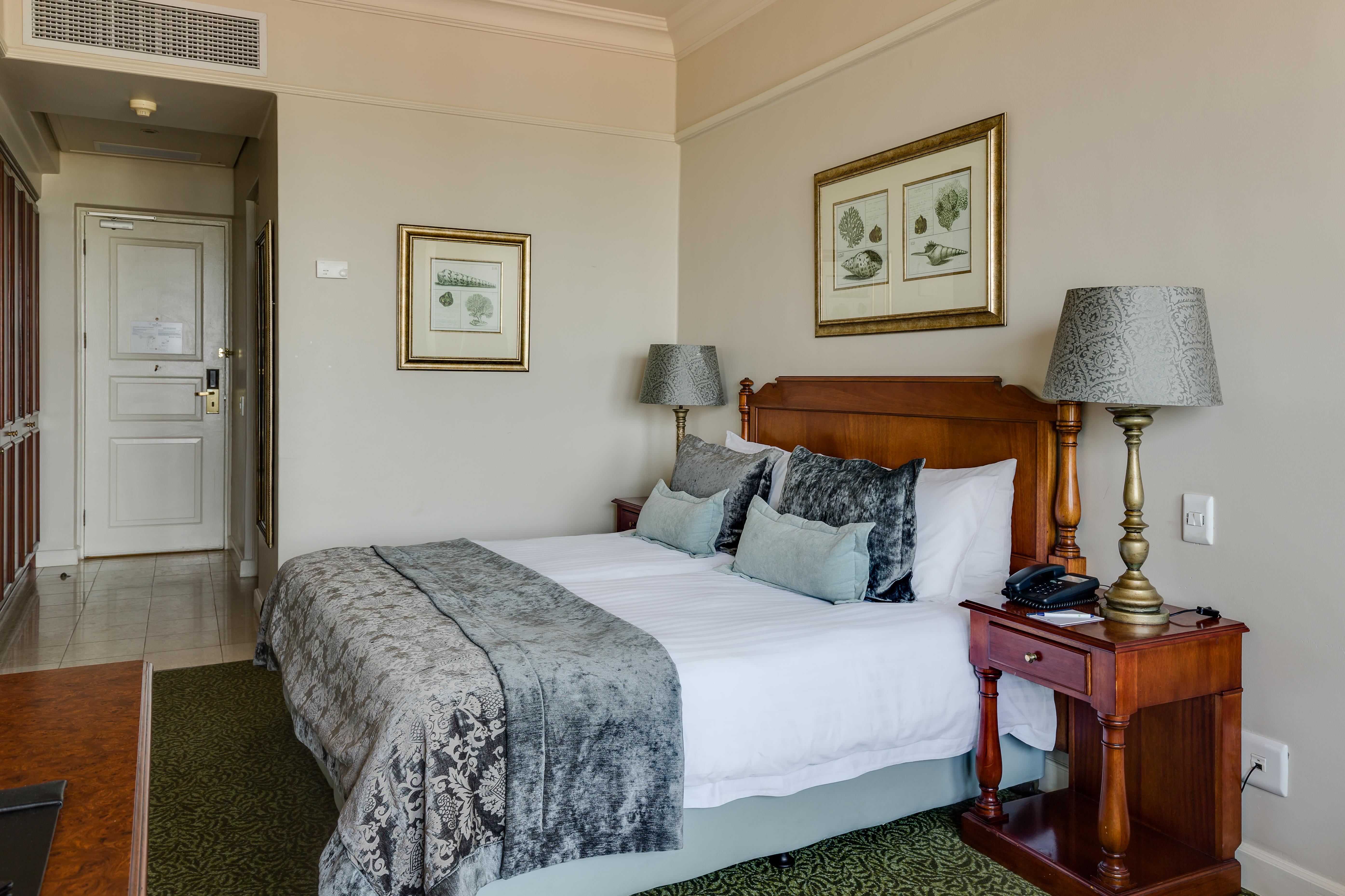 Hotel The Edward