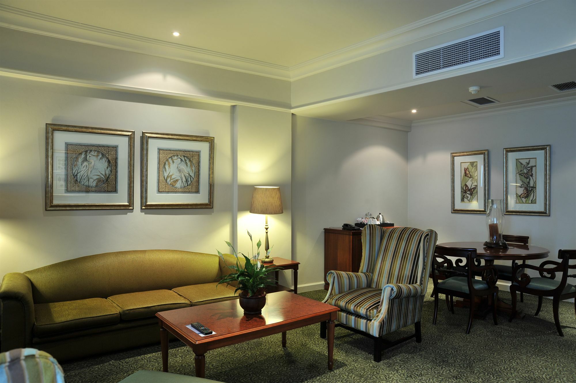 Hotel The Edward 4*